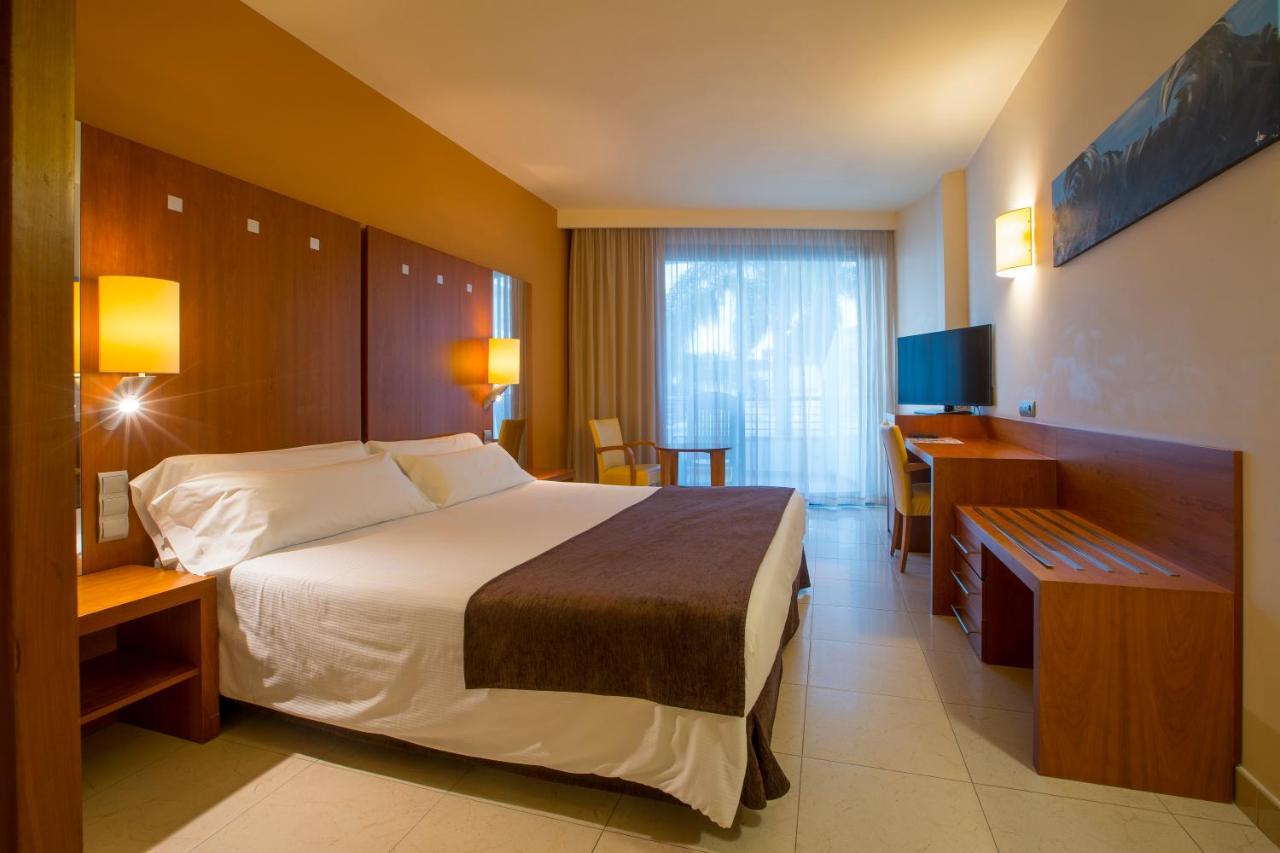 Hotel Miami Mar Sant Carlos de la Ràpita Exteriör bild
